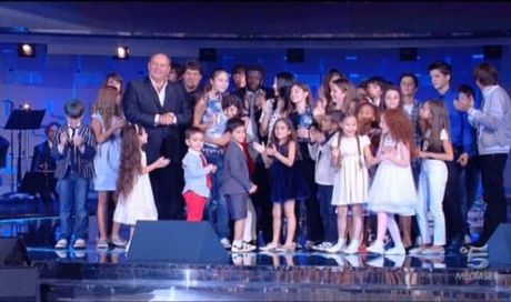 Ascolti Tv Martedì 14 settembre 2010: Io Canto vince con 4,7 mln, X Factor 4 scende all’11%. Chiambretti Night esordio al 17%