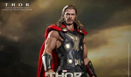 Thor: The Dark World – nuova action figure Hot Toys (Light Asgardian Armor Version)