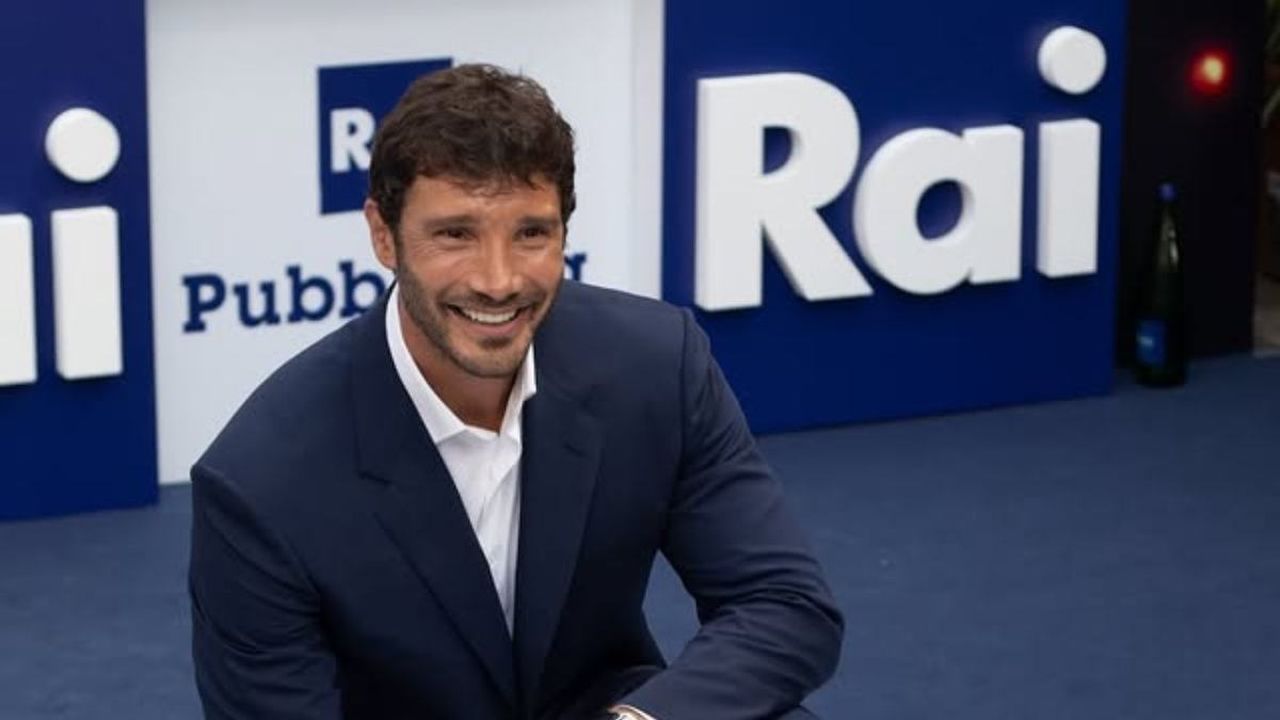 Stefano De Martino, la decisione su Stasera Tutto è Possibile: il dietrofront del conduttore