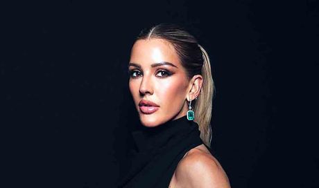 Ellie Goulding rende omaggio a Jane Goodall: “Non c’è prosperità su un pianeta morto”