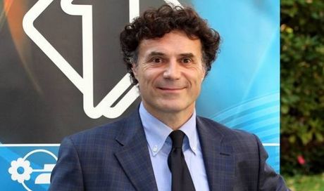 La fine del mondo per Tiraboschi è Mistero. Annunciata Lucilla Agosti al posto della Barale