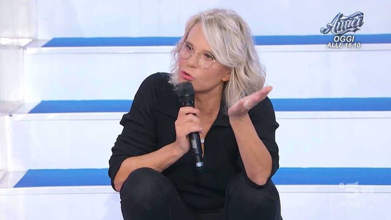 Uomini e Donne puntata 7 novembre 2024: Barbara pensa di lasciare il programma, Vincenzo criticato