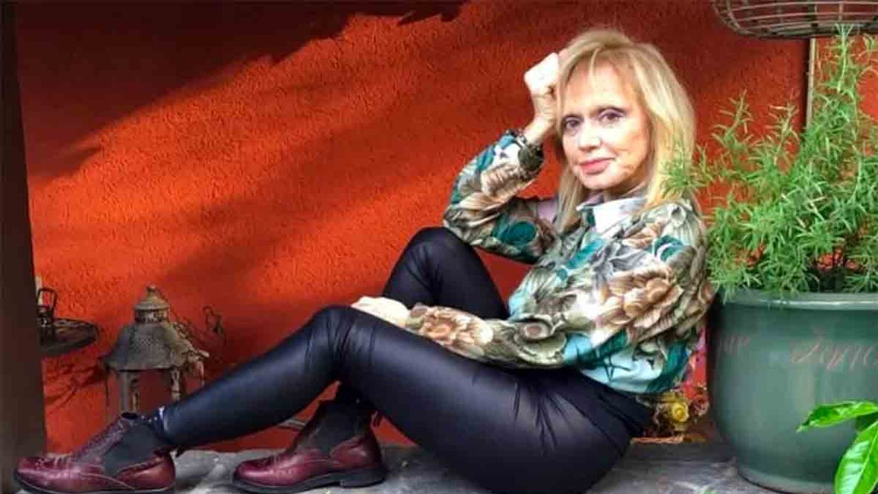 Gli 80 anni di Rita Pavone: una vita tra musica e successi, polemiche e rinascite