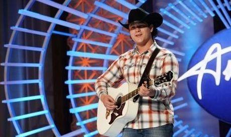 American Idol 2021, finalista eliminato dal programma per lo scandalo di un video emerso online: ecco perché