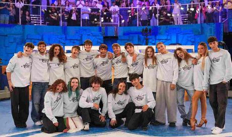 Amici, la classe ufficiale di cantanti e ballerini: tutti i nomi