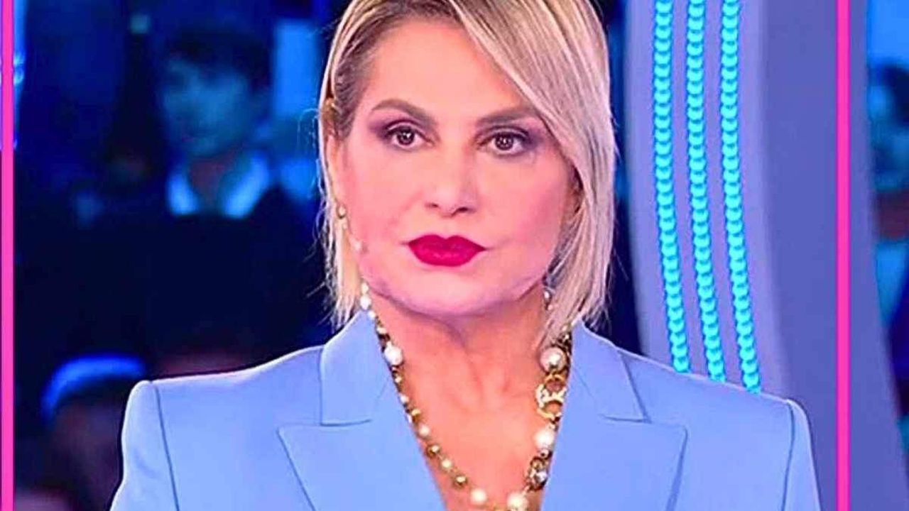 Grande Fratello, chiusura anticipata per Simona Ventura? Come stanno le cose