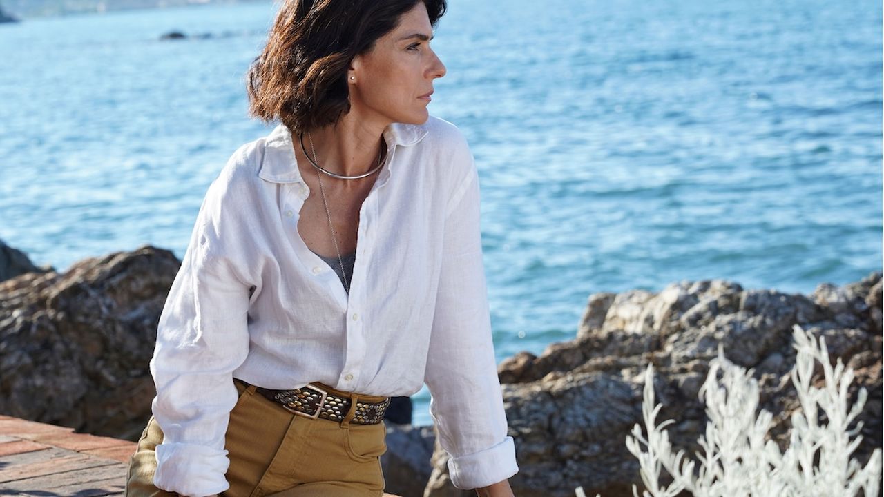 Le onde del passato, anticipazioni prima puntata: Anna torna all’Elba per aiutare l’amica Tamara, sospettata di omicidio