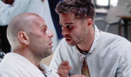 L’esercito delle 12 scimmie stasera in Tv: cast, trama e spiegazione del finale