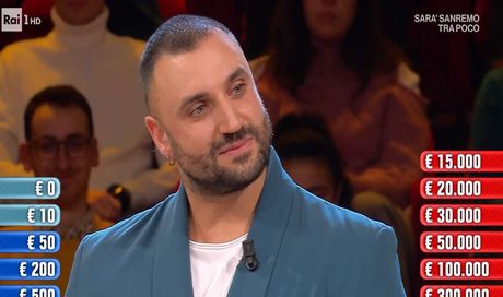 Affari tuoi, cosa ha vinto Cristiano dell’Umbria stasera 14 dicembre 2025
