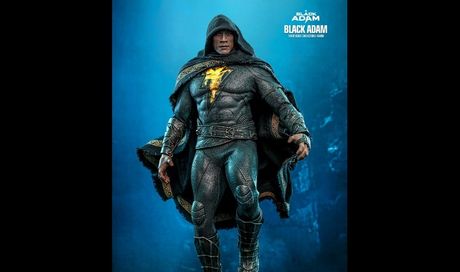Black Adam: foto della nuova action figure Hot Toys di Dwayne Johnson