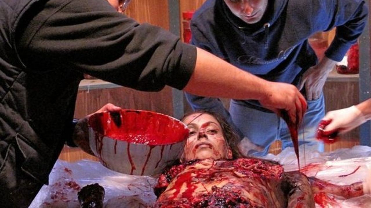 Nelle fauci di Ubaldo Terzani – Ubaldo Terzani Horror Show: ecco il trailer del nuovo horror di Gabriele Albanesi
