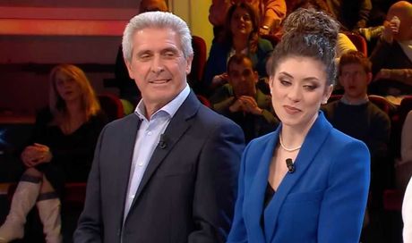 Il Dottore offre (per due volte) 30.000 euro ma Francesca dice No: colpo di scena ad Affari Tuoi
