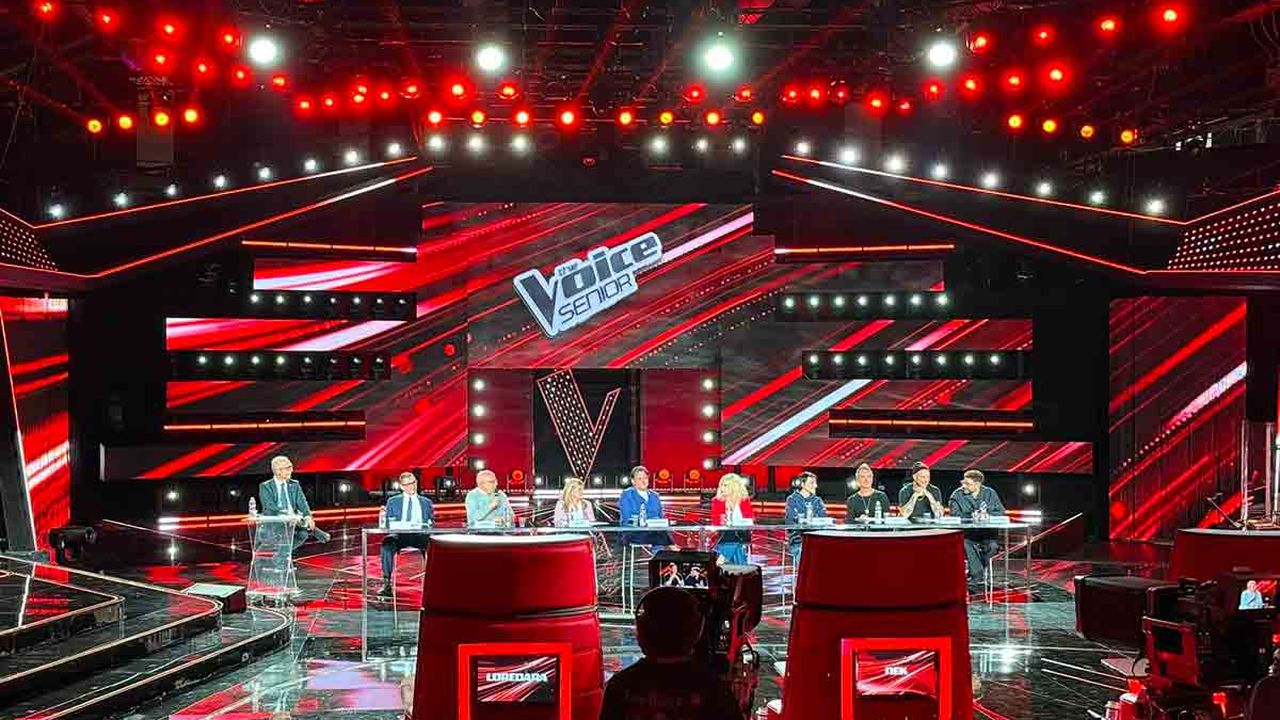The Voice Senior torna su Rai 1: musica, storie e una nuova giuria per i talenti over 60