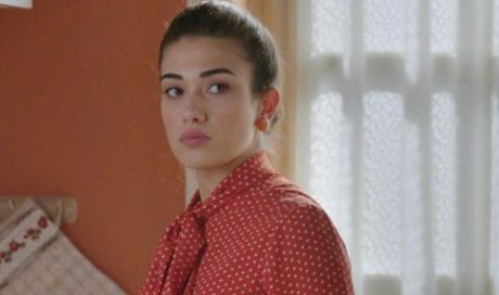 Stop al Paradiso delle Signore, arrivano Las Sabinas e la nuova fiction Gerri: la programmazione Rai di maggio