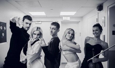 Classifica singoli Europa 29 aprile 2017: Clean Bandit ancora in vetta, una sola nuova entrata in questa Euro Top 20