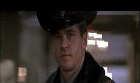 Val Kilmer è Simon Templar : Il santo (1997)