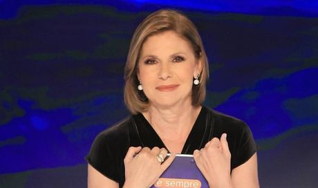 Mediaset premia Bianca Berlinguer, la novità (con Corona a seguito)
