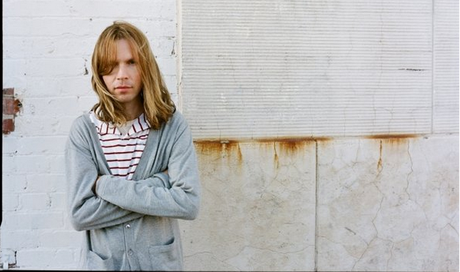 Beck si apre il concerto da solo perché l’opening act gli dà buca (Video)