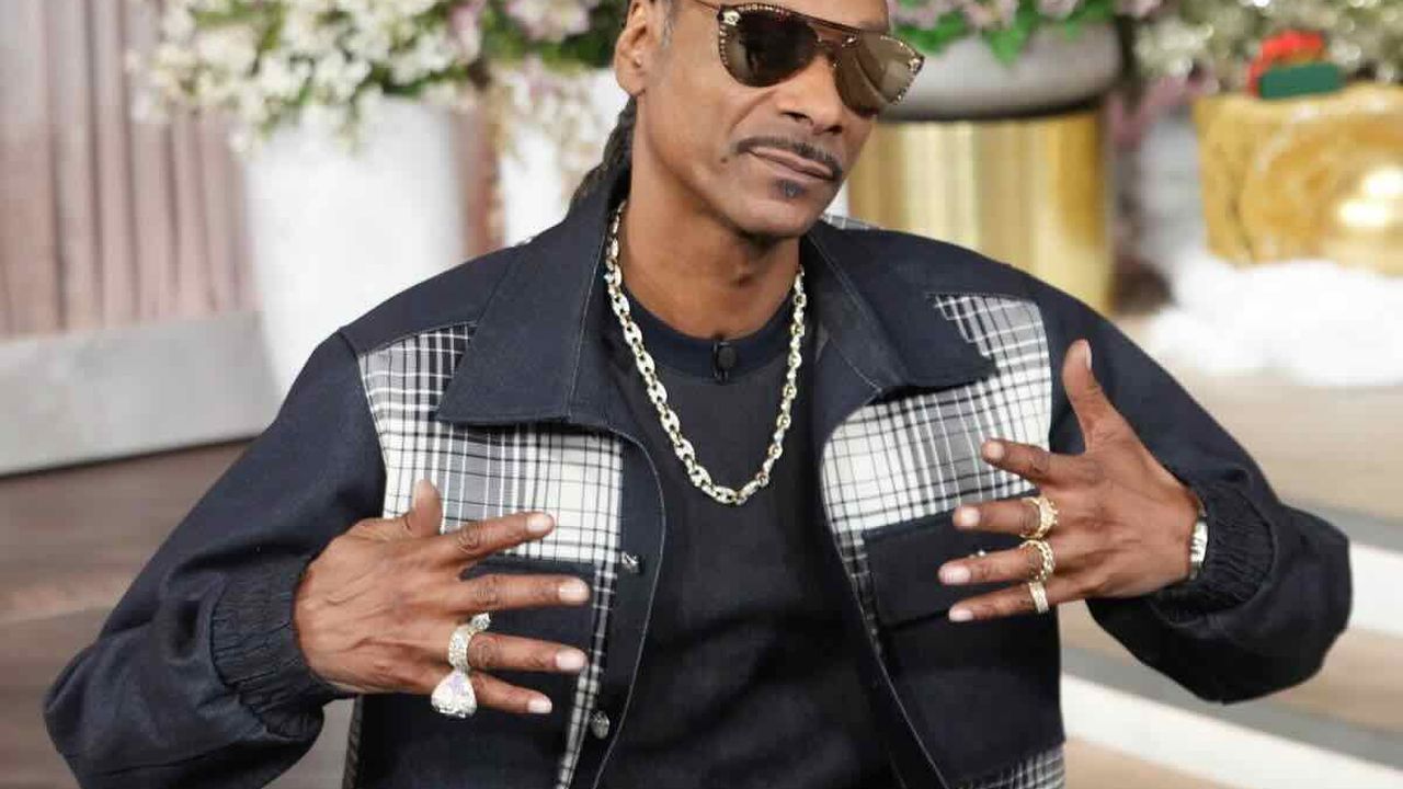 Snoop Dogg trasforma gli spinelli in arte: opere vendute per 148mila dollari