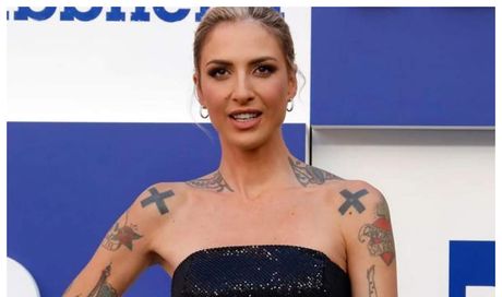 Ema Stokholma: età, l’addio a Madonia, dove vive, studi, l’infanzia violenta