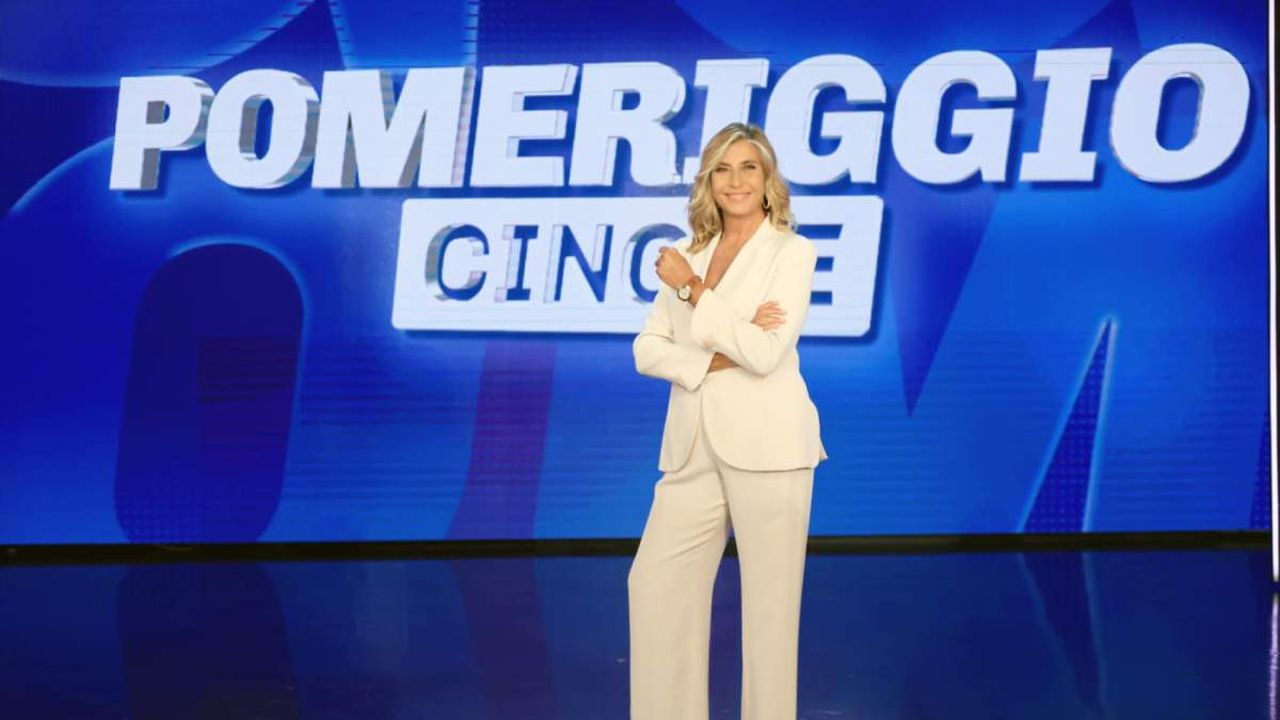 “A Pomeriggio 5 arriva un uomo”. Piersilvio Berlusconi, chi vuole dopo Myrta Merlino