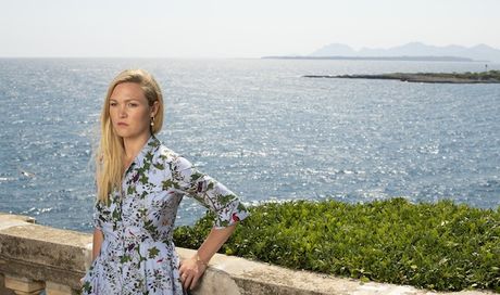 Riviera 2, la seconda stagione su Sky Atlantic: nuovi misteri, panorami sempre mozzafiato