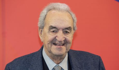È morto Bruno Pizzul. Rai: “Grazie per la passione e l’eleganza del suo racconto del calcio”
