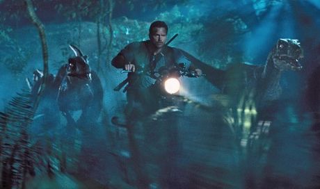 Jurassic World 3° incasso worldwide di tutti i tempi – superati gli Avengers