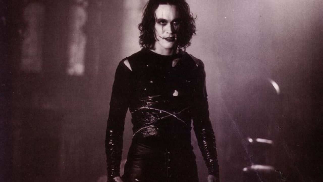 Tom Hiddleston per il remake de Il Corvo?
