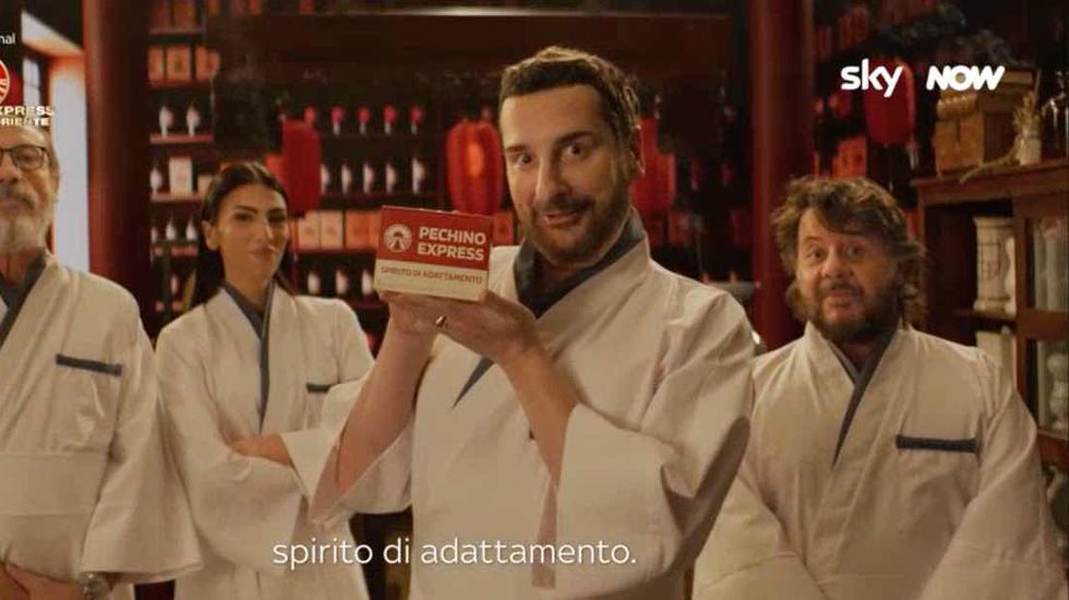 Guido Meda segue il “metodo Caressa”: Pechino Express trasforma i cronisti in star del piccolo schermo