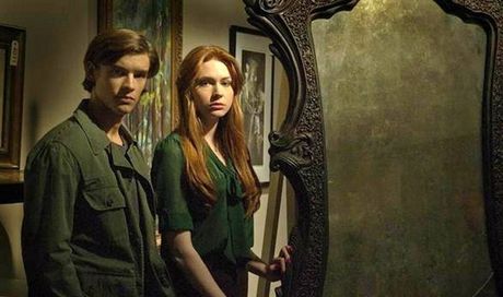 Oculus – prime immagini dell’horror sovrannaturale