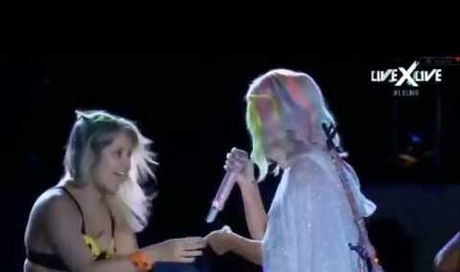 Rayane (Raiaiaia) e Katy Perry – Rock in Rio 2015