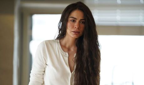 Io sono Farah, anticipazioni (drammatiche). Corsa contro il tempo per la protagonista