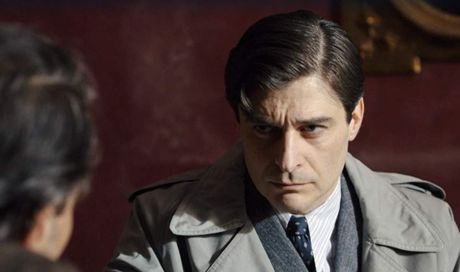 Il Commissario Ricciardi, quando finisce e quante puntate sono: tutti i dettagli