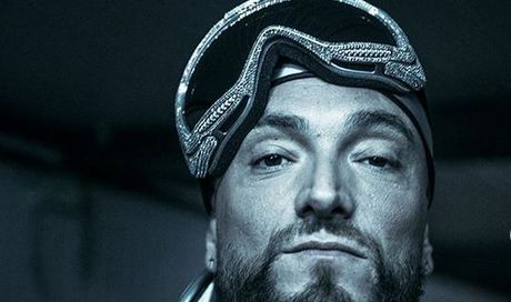 Cyborg, Guè Pequeno feat. Geolier: testo e video ufficiale della canzone