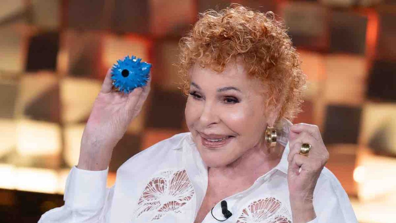 Ornella Vanoni, un’aiuola a Milano in ricordo della cantante: l’annuncio nella puntata speciale di Che Tempo Che Fa