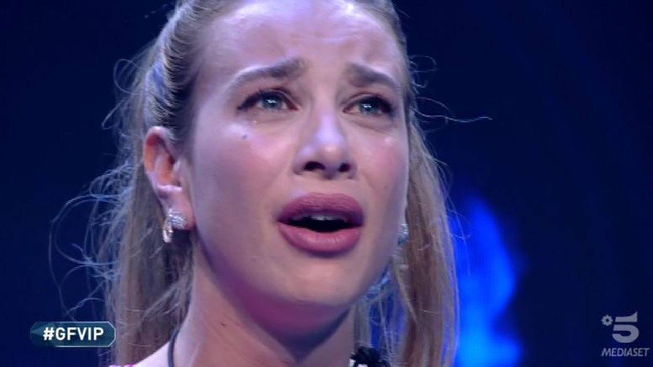 Grande Fratello Vip 2020, Clizia Incorvaia squalificata: ecco cosa è successo