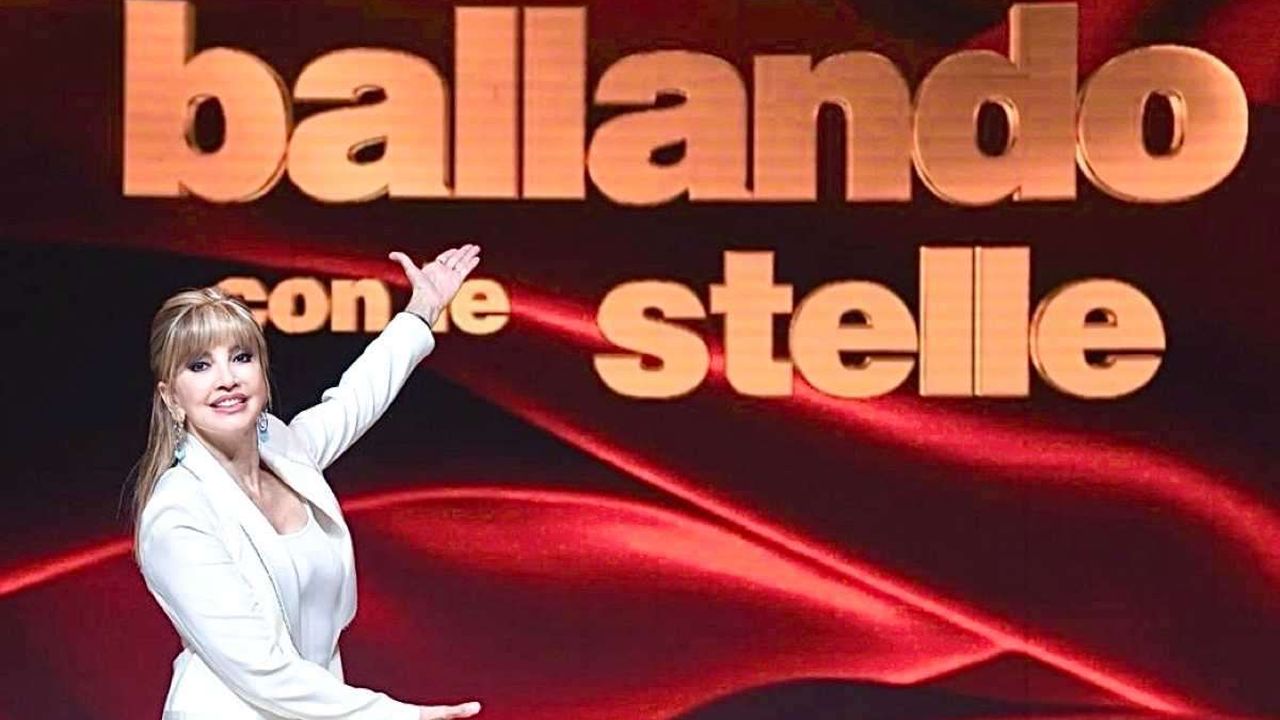 Ballando con le Stelle, le prove non sono iniziate ma c’è già la grande candidata alla vittoria: “Fa sul serio”