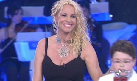 Ti lascio una canzone – Settima puntata dell’8 maggio 2010