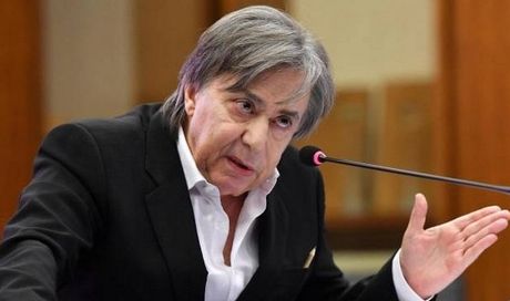 Freccero si prende tutto: stasera ospite sulla sua Rai2 per chiarire “l’attacco clamoroso alla Juventus”