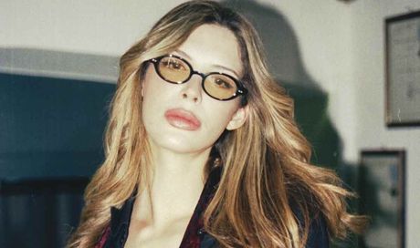 Isola dei Famosi, chi è Carly Tommasini: età, lavoro, studi, dove vive. Tutto su di lei