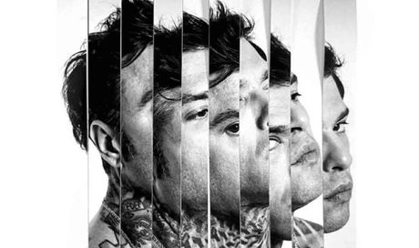 Fedez in parole sue: “Io e Chiara mondi lontani che si sono incastrati per un po’ | Esce l’autobiografia del rapper