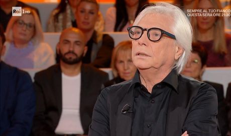 “I miei meravigliosi anni ’80 Estate 2025”. Nino D’Angelo torna nella sua Napoli (ed è già un successo)
