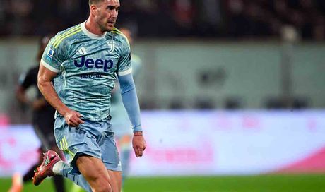 Champions League, dove vedere questa sera Napoli e Juventus: tutto in palio contro Francoforte e Sporting