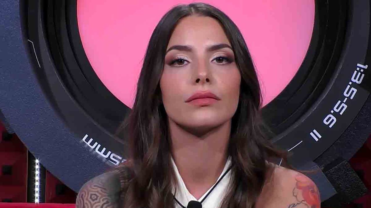 Grande Fratello, verso la finale: televoto aperto, Anita già in superfinale e favorita