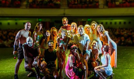 Intervista con Thomas Centaro: “Se la gente sta sul divano a guardare Netflix, faccio in modo che il teatro diventi un po’ Netflix”