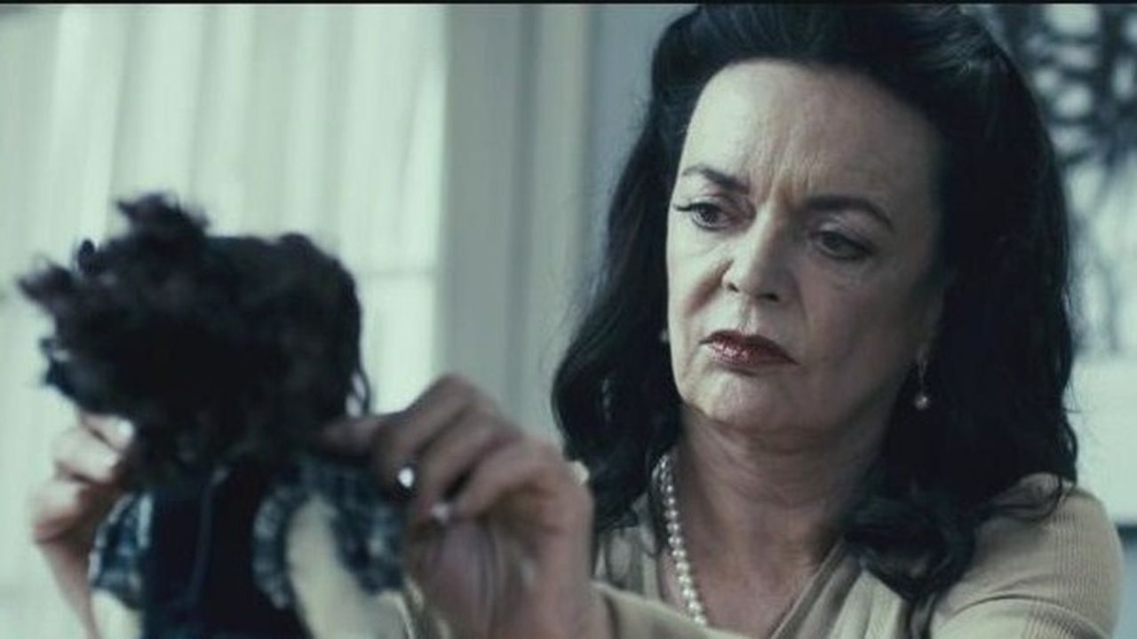 The Butterfly Room – La stanza delle farfalle: trailer italiano del thriller-horror con Barbara Steele