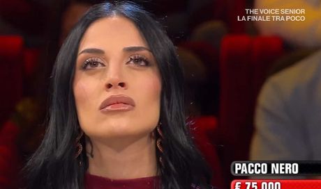Affari tuoi, quanto hanno vinto stasera 19 dicembre 2025 dopo cambi e offerte