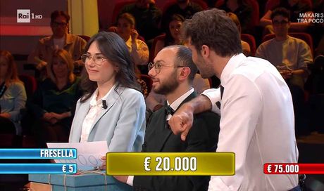 Affari Tuoi, Michele salvato dal Dottore, disastro evitato: la cifra vinta