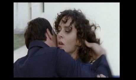 Ascolti Tv Martedì 8 febbraio 2011: La Narcotici chiude con 5,5 mln (20%) e batte Boldi e Ventura. Ballarò a 5 mln, Senza Traccia supera Mistero. Striscia leader, Trasformat a 2,5